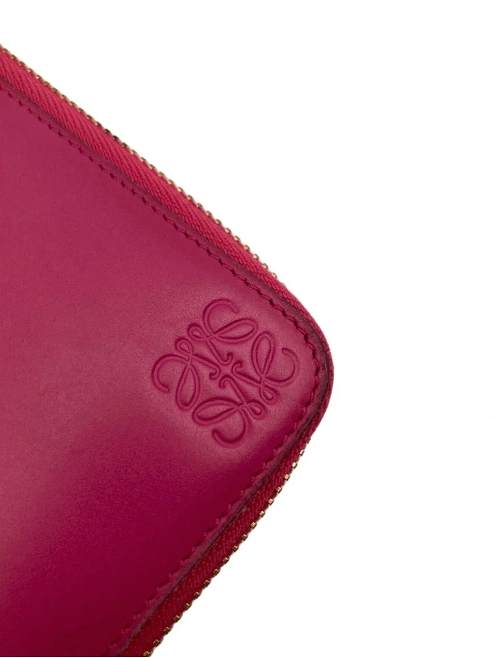 Loewe brand type